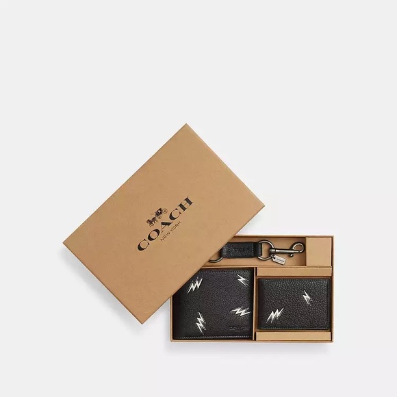 Coach | Bags | Nwt Coach Boxed 3in Wallet Gift Set | Poshmark